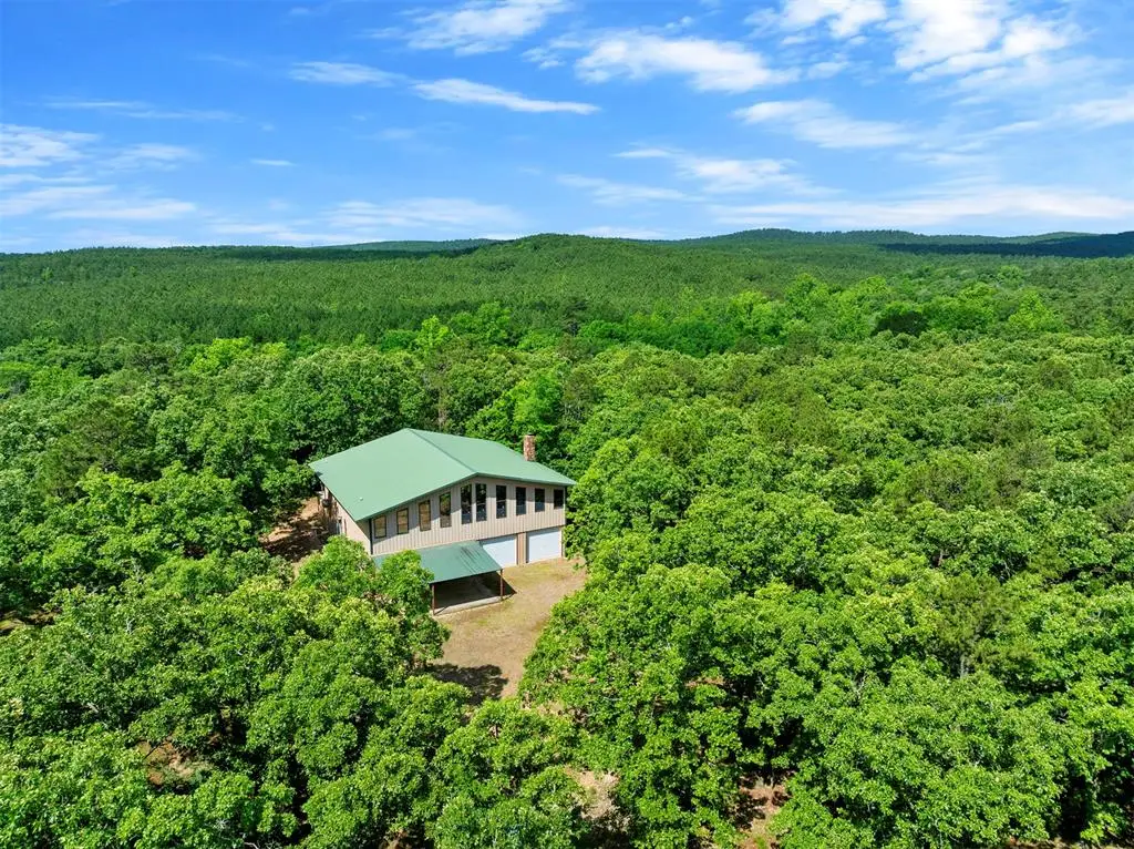 995 Hidden Oaks Trail, Broken Bow, OK 74728 - #1