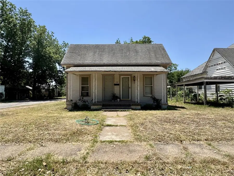 418 W Pierce Street, Mangum, OK 73554 - #2