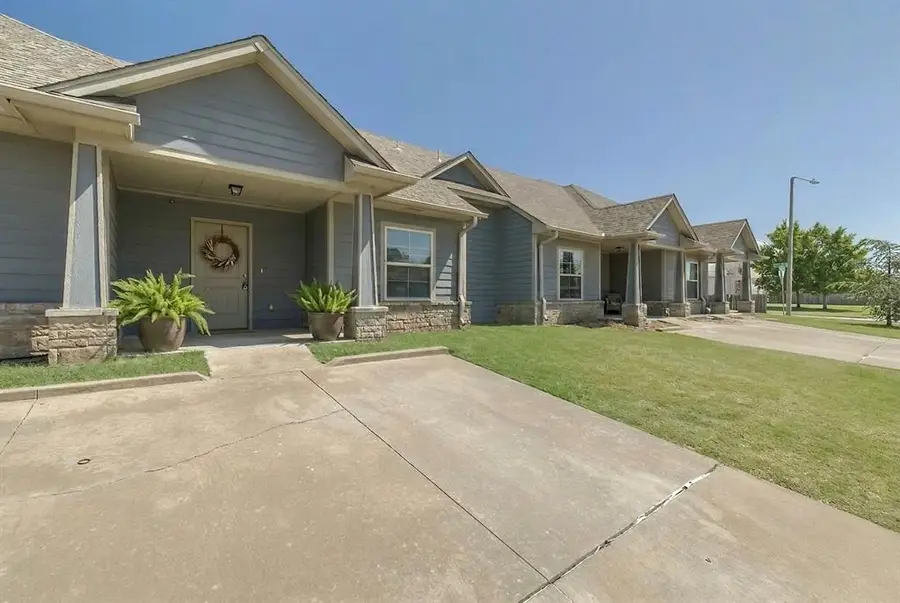 909 SW 92nd Street, Oklahoma City, OK 73139 - #3