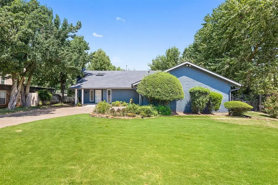 2905 Lamp Post Lane, Oklahoma City, OK 73120 - #2