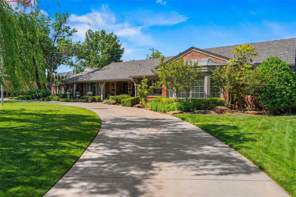 1603 Dorchester Drive, Nichols Hills, OK 73120 - #1