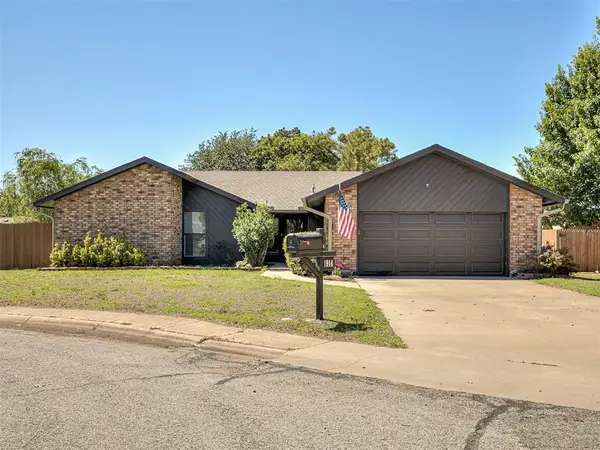 1914 Bowling Green Place, Norman, OK 73071