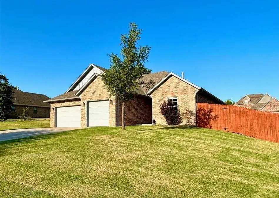 2717 Hermoso Circle, Edmond, OK 73034 - #1