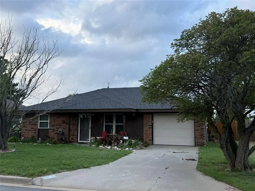 2109 Seth Avenue, Weatherford, OK 73096 - #1