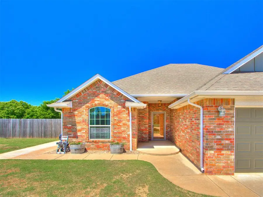 807 W Abi Road, Washington, OK 73093 - #3