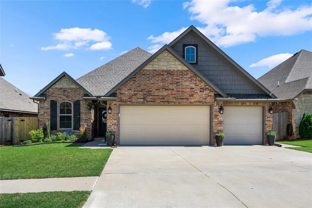 11916 SW 18th Street, Yukon, OK 73099 - #1