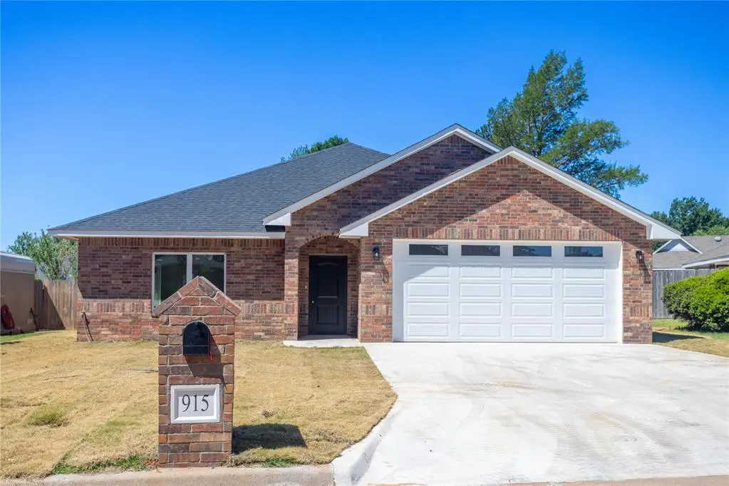 915 Stonegate Drive, Weatherford, OK 73096 - #1