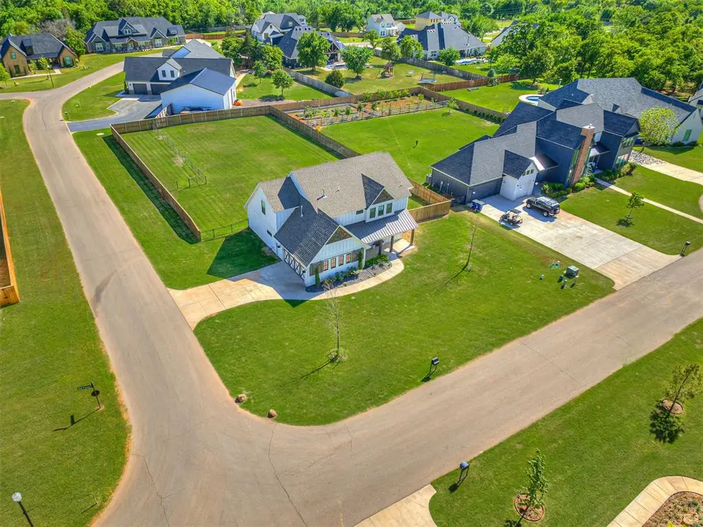 280 Old Farm Road, Edmond, OK 73034 - #1
