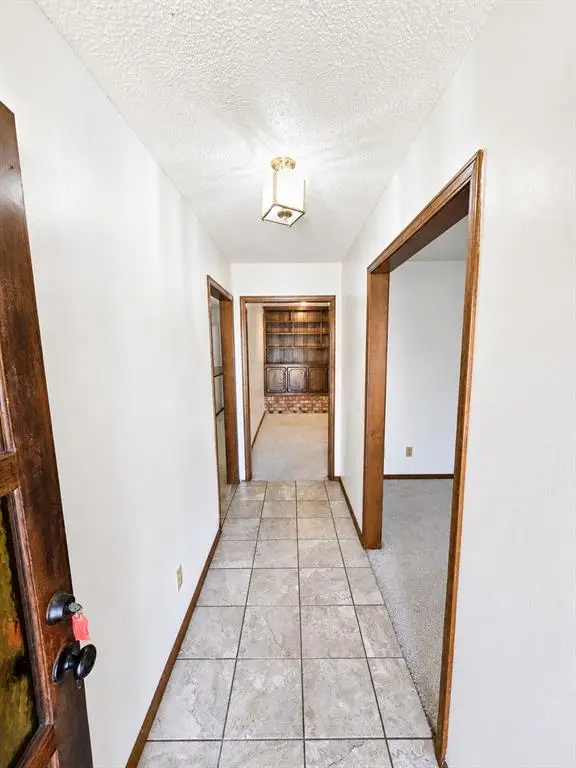 808 Cambridge Drive, Altus, OK 73521 - #2