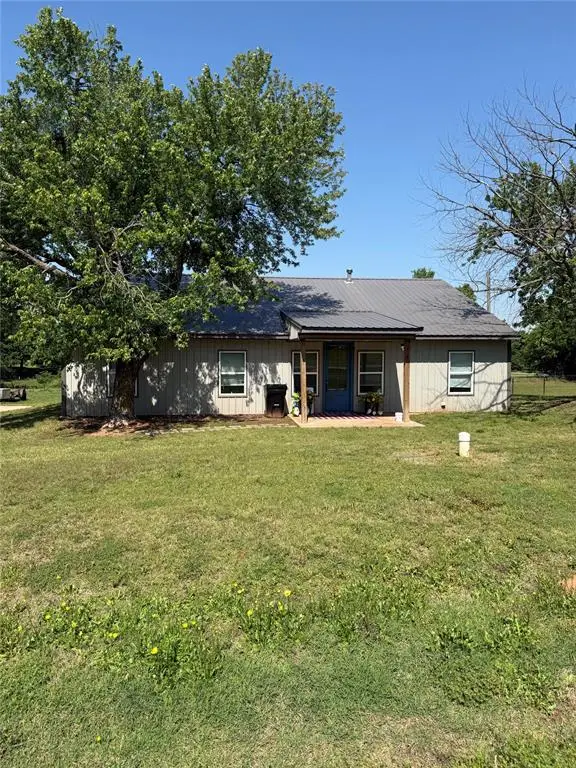904 County Street 2983, Blanchard, OK 73010