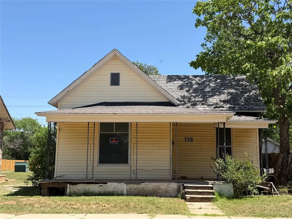 110 S Hitchcock Street, Hobart, OK 73651 - #1