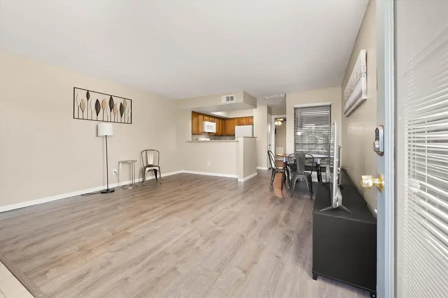 11510 N May Avenue #B107, Oklahoma City, OK 73120 - #2