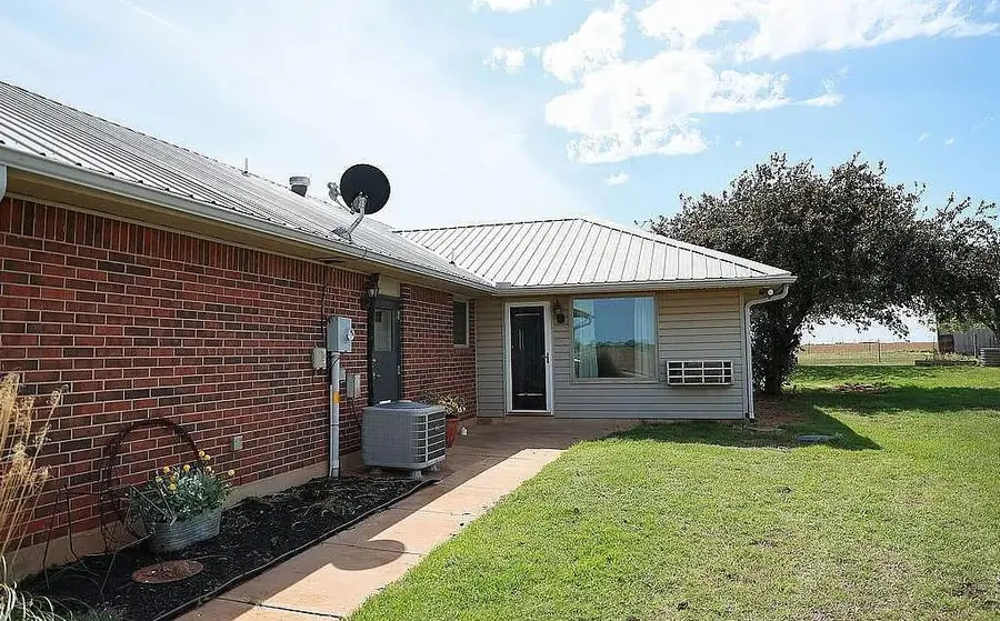 503 Moffat Road Ne, Piedmont, OK 73078 - #2