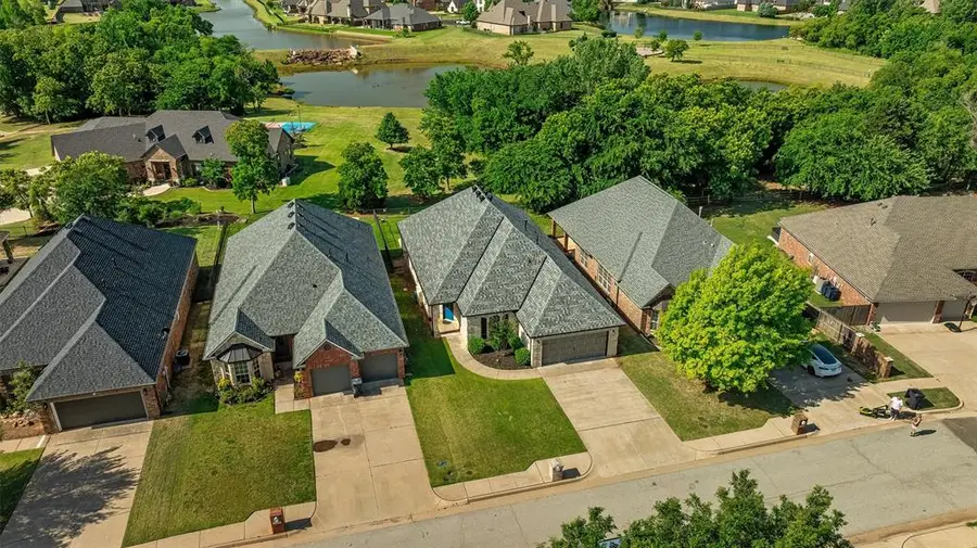 15709 Teesdale Road, Edmond, OK 73013 - #2