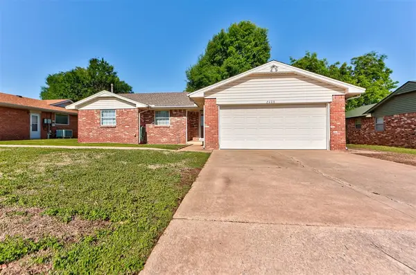2408 S Jensen Avenue, El Reno, OK 73036