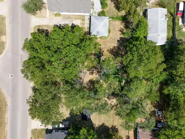1201 N Center Avenue, Shawnee, OK 74801