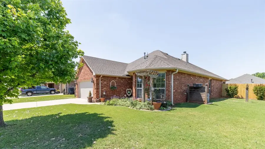 11125 SW 40th Street, Mustang, OK 73064 - #3