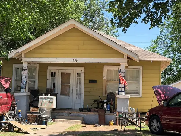 118 S Hitchcock Street, Hobart, OK 73651