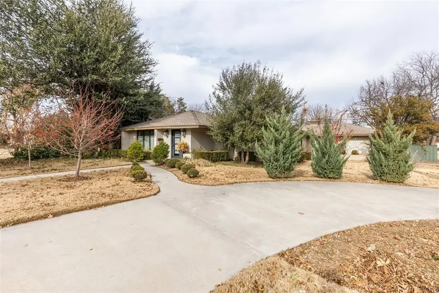1801 Westminster Place, Nichols Hills, OK 73120 - #3