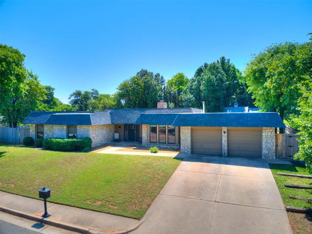 1812 Dove Court, Edmond, OK 73034 - #1
