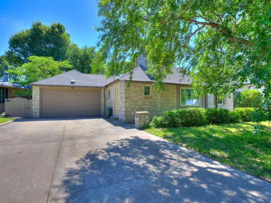 6407 N Hillcrest Avenue, Nichols Hills, OK 73116 - #2