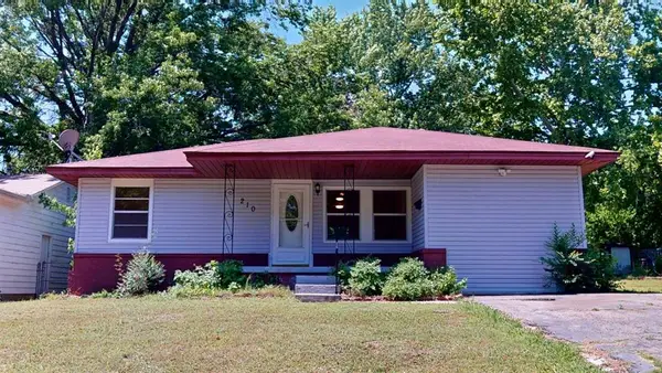 210 N Roosevelt Avenue, Shawnee, OK 74801