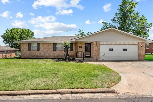 912 E Kee Street, Weatherford, OK 73096
