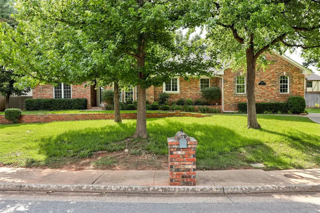 1713 Ridgecrest Road, Edmond, OK 73013 - #1