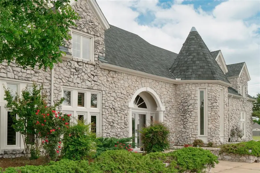 4211 Ridgeline Circle, Norman, OK 73072 - #2