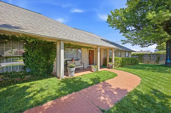 2901 Chapel Hill Road, Oklahoma City, OK 73120