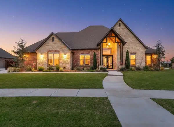 1200 Canteberry Drive, Yukon, OK 73099
