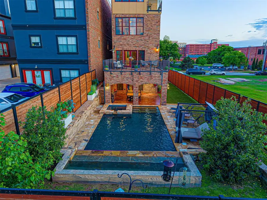 319 NE 1st Street, Oklahoma City, OK 73104 - #3