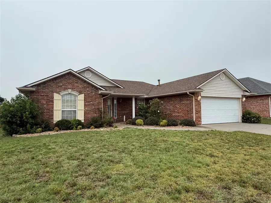 1926 E Aspen Place, Shawnee, OK 74804 - #3