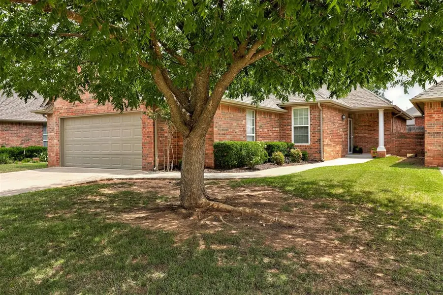 12504 Greenlea Chase W, Oklahoma City, OK 73170 - #3