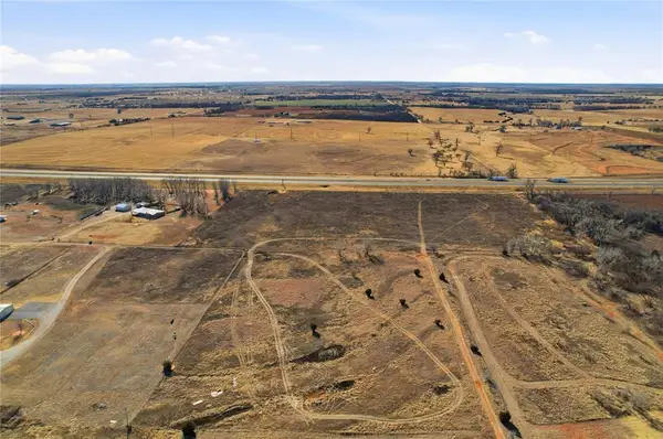 N 1960 Circle, Elk City, OK 73644