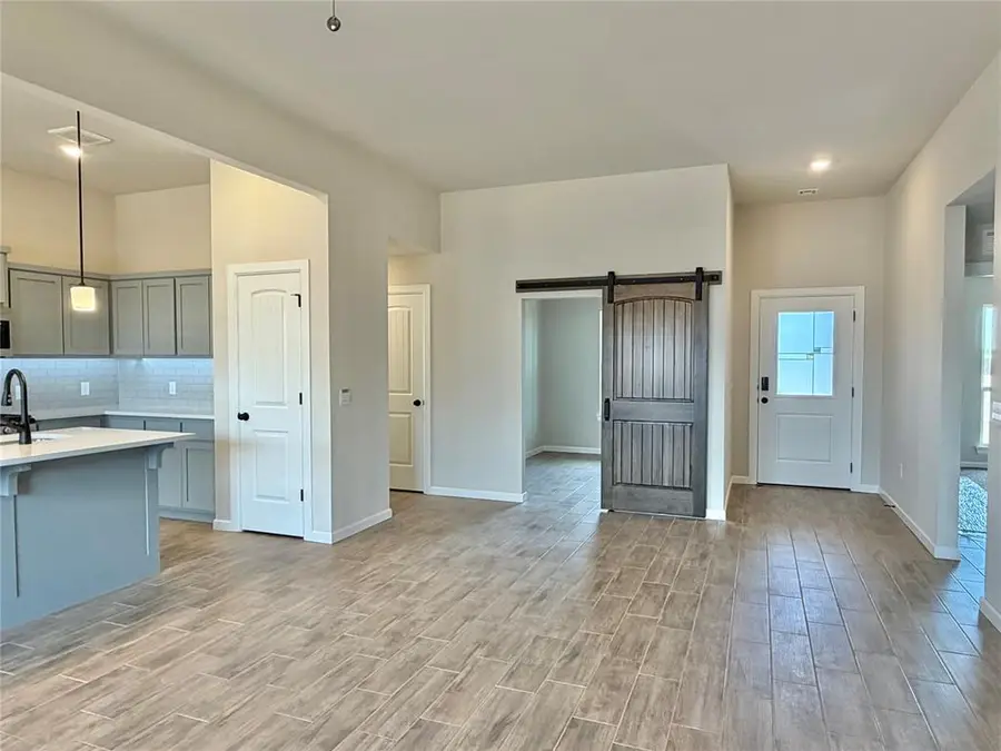 4015 Abingdon Drive, Norman, OK 73026 - #3