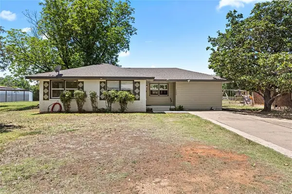 1208 N Grant Street, Cordell, OK 73632