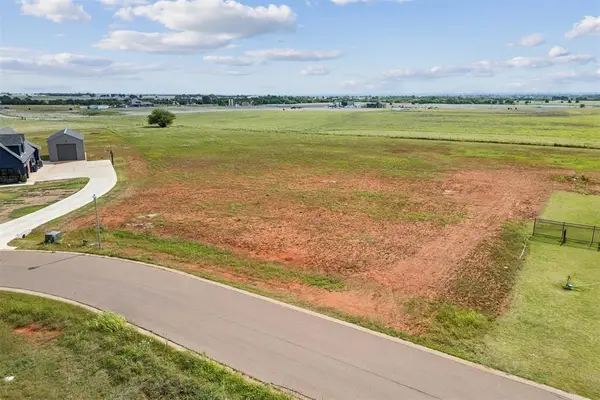 22866 Tuscan Estates Drive, Edmond, OK 73025