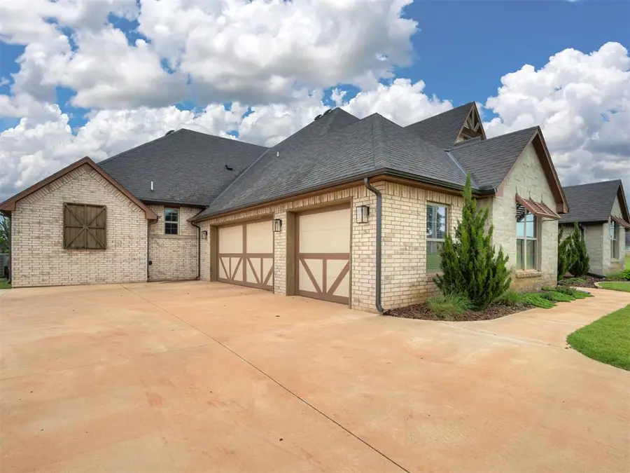 9400 S Post Road, Guthrie, OK 73044 - #2