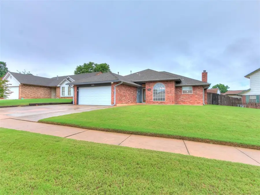 1653 NE 9th Street, Moore, OK 73160 - #2