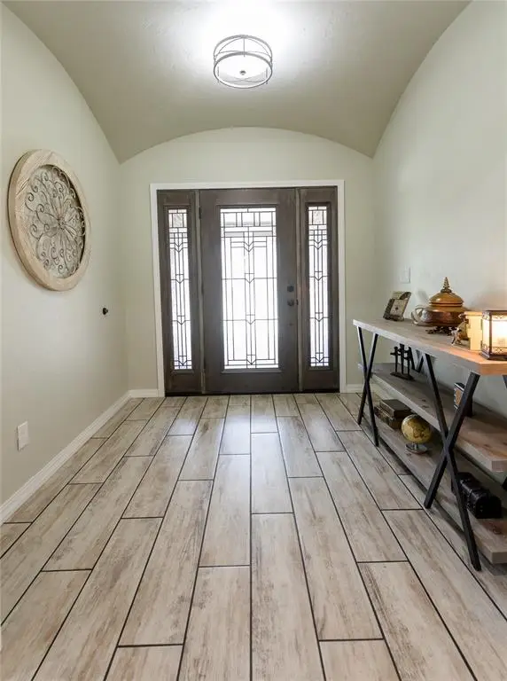 148 E Bonita Drive, Elk City, OK 73644 - #2