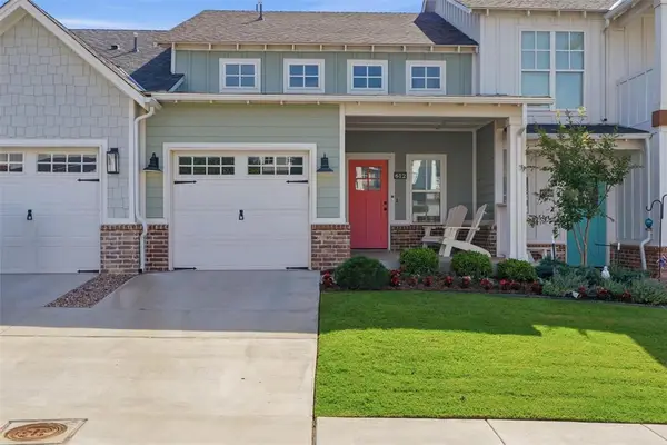 612 Harbor Town Drive, Edmond, OK 73034