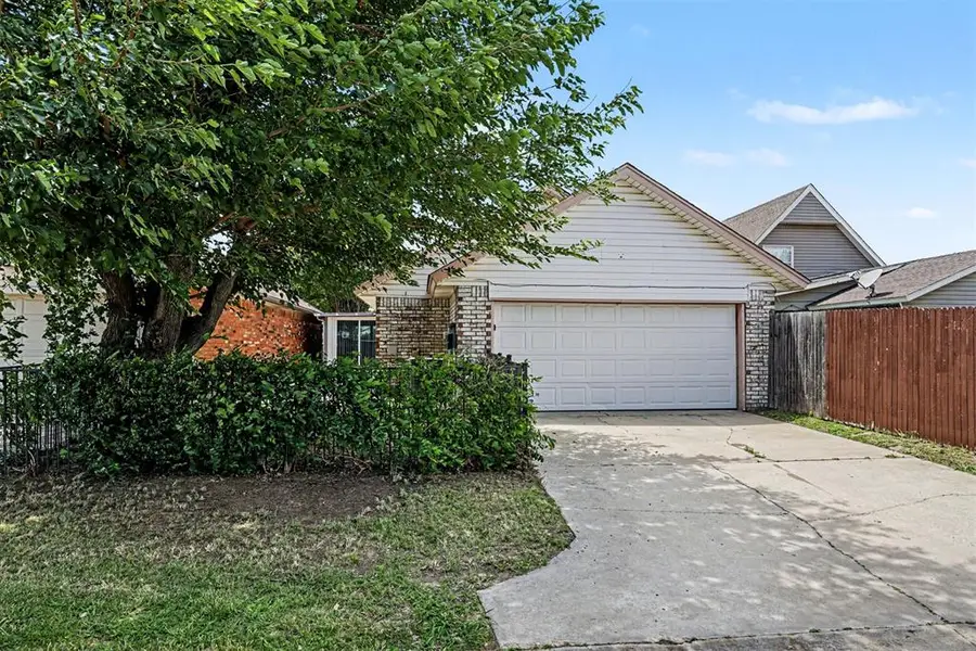 2136 Meench Drive, Moore, OK 73170 - #2
