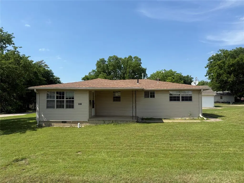 417 W 8th Street, Wewoka, OK 74884 - #1