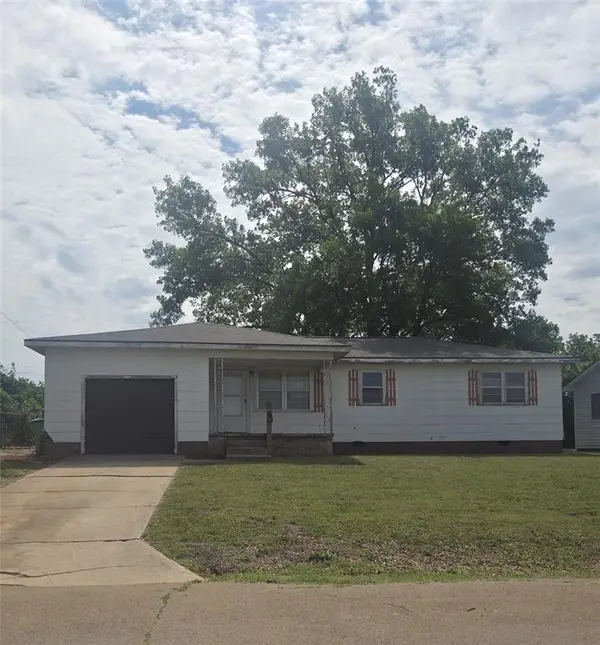 1724 Haynie Lane, Prague, OK 74864