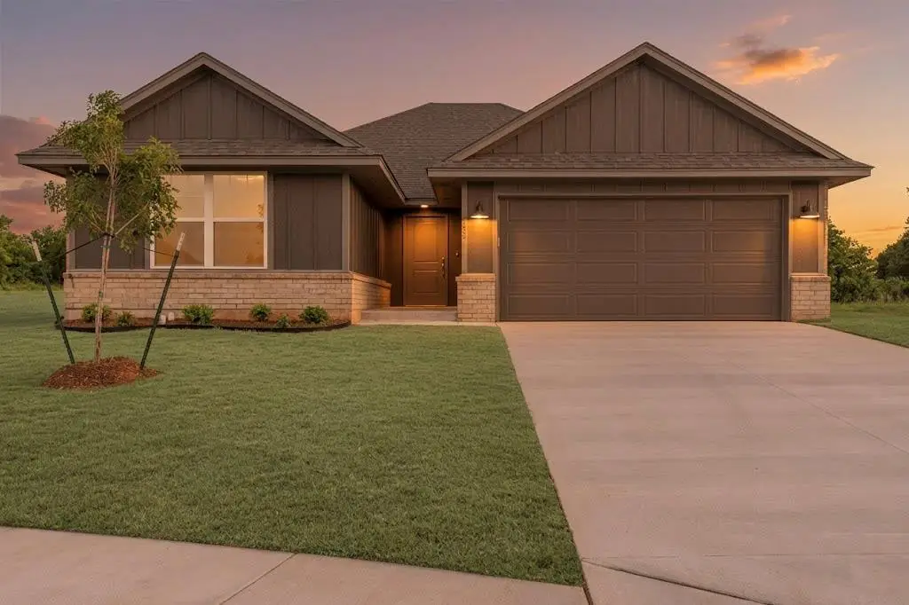 4680 Lincoln Landing, Harrah, OK 73045 - #1