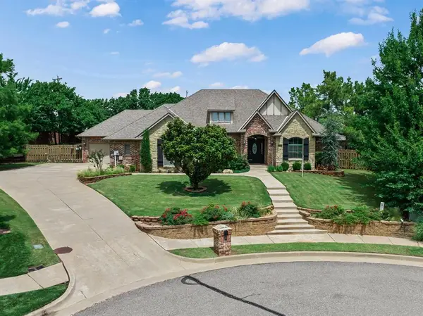 2901 Bracken Court, Edmond, OK 73034