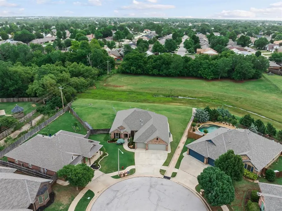 8501 NW 114th Street, Oklahoma City, OK 73162 - #2
