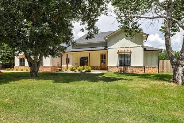 7 Summit Road, Guthrie, OK 73044