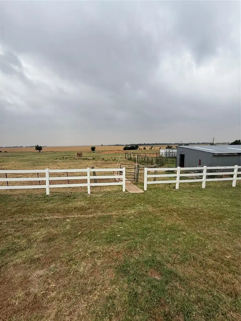 20510 E County Road 159 Highway, Altus, OK 73521 - #3